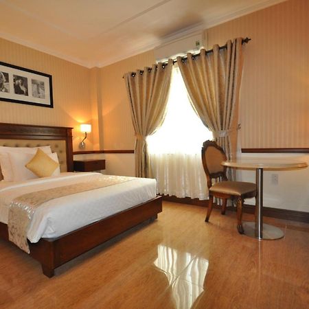 Central Hotel & Residences Swimming Pool Ho Chi Minh City Exterior photo