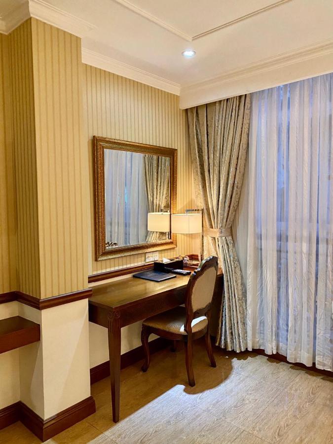Central Hotel & Residences Swimming Pool Ho Chi Minh City Exterior photo
