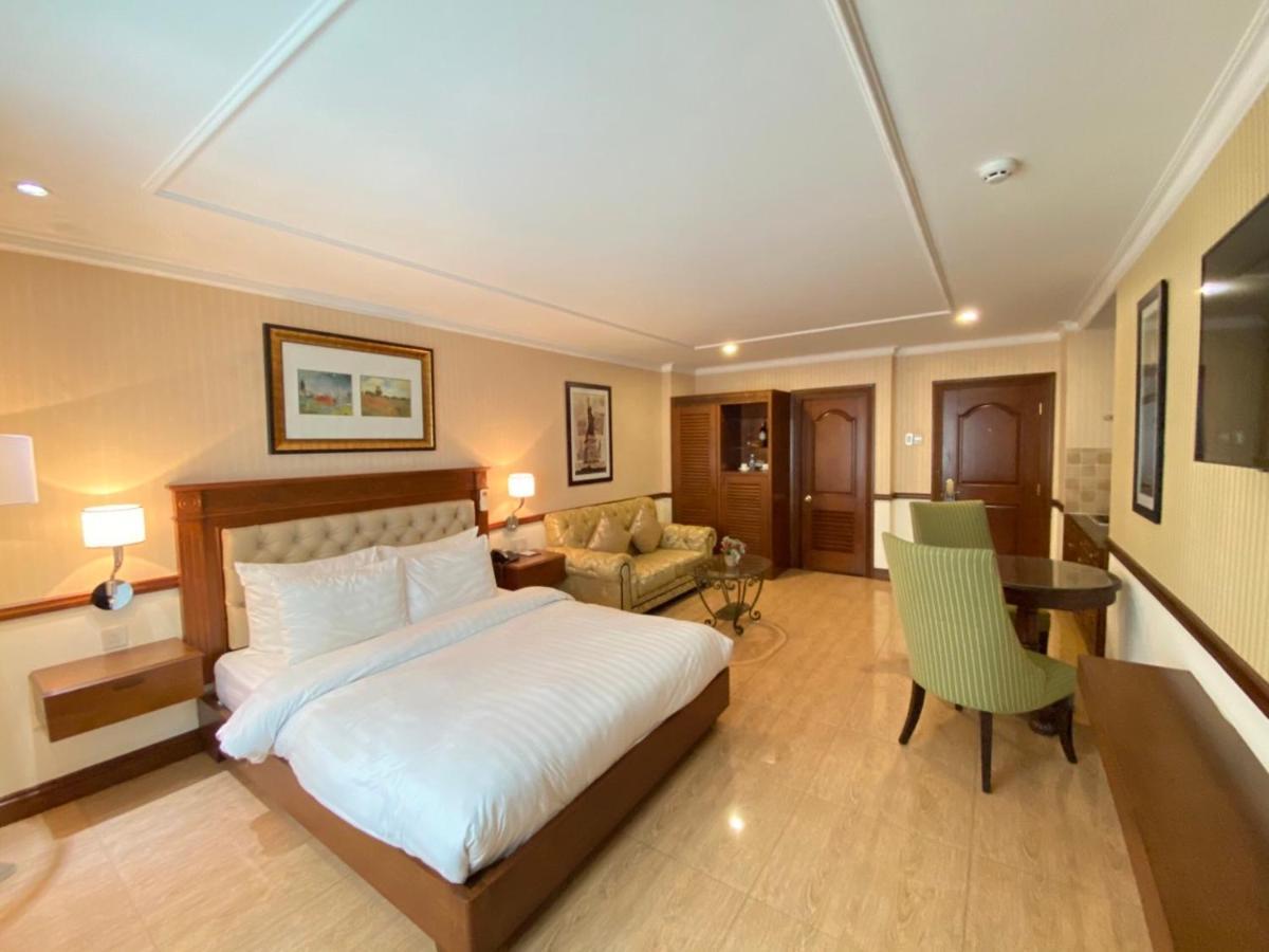 Central Hotel & Residences Swimming Pool Ho Chi Minh City Exterior photo