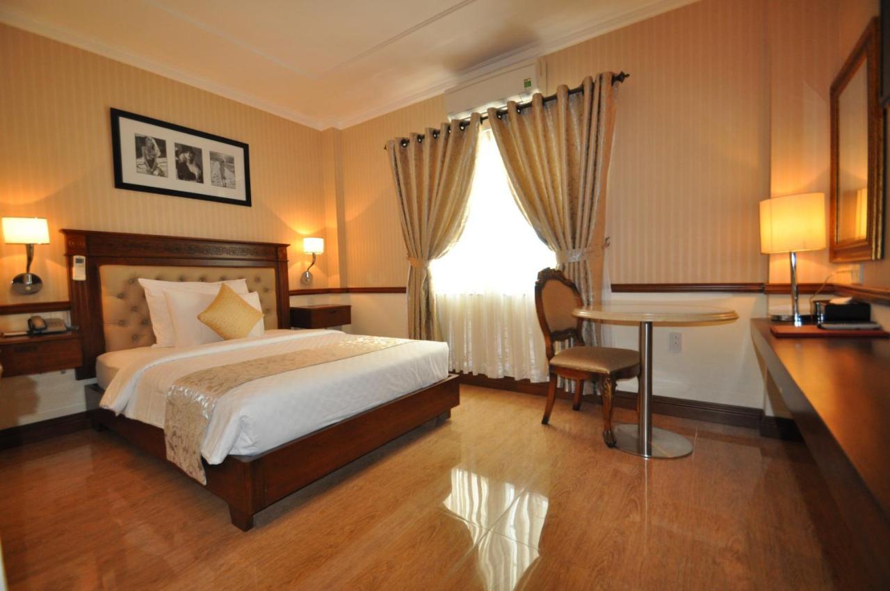 Central Hotel & Residences Swimming Pool Ho Chi Minh City Exterior photo